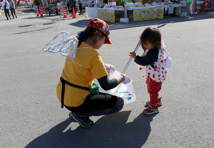 会場内のクリーンアップ
